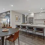 6 Min To Broadway - Gym Rooftop Sleeps 8