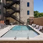 Modern Music Row With King & Queen Bedrooms + Private Balcony Pool & Fitness Center Walk To Rca B & Local Dining Under 2 Miles To Broadway Garage Parking Elevator Access 24 Hr Hospitality Holiday home *