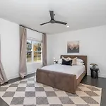Holiday home - 1701 Lischey Ave Nashville