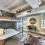 Nashville Honky Tonk Suite 6 Bedroom By Maddox Hotel