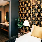Music Muse Downtown Nashville, 5 Mins To Lower Broadway Apartment *