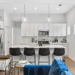 Modern Bliss With Garage By 12 South Restaurants And 2 Miles Broadway * Nashville