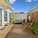 Charming Vintage 3 Bedroom Townhome 30 Or More Days By Skyrun Nashville