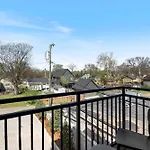 Kay\'S Retreat - Brand New Walk To Restaurants