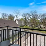 Kay's Retreat - Brand New Walk To Restaurants Apartment Nashville