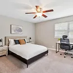 Jamestown E5 I Comfy 2 Bed 1 Bath