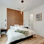4 Rooftop Decks 4 Hot Tubs Game & Sauna * Nashville