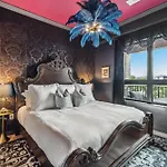 The Smokeshow On Music Row Near Broadway In Downtown Nashville- Pool, Gym, Patio Holiday home