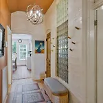 Germantown Old Grand House *