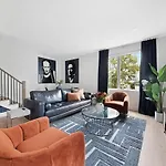 The Jameson House - Downtown Views From Rooftop Lounge Holiday home
