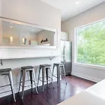 The Taylor By Stay Local Nashville