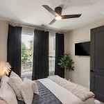 Brand New Elegance Rooftop Views Of Holiday home *
