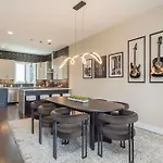 Brand New Elegance Rooftop Views Of Holiday home Nashville