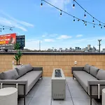 New 2 Luxe Penthouses With Balcony And Views Apartment