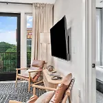 New 2 Luxe Penthouses With Balcony And Views * Nashville