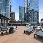 Apartment Skyline With Penthouse & Rooftop Deck 6br By Maddox *