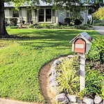 The Place Between The Lakes 4 Bedrooms 4 Beds