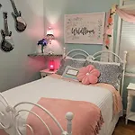 Holiday home The Place Between The Lakes 4 Bedrooms 4 Beds Nashville