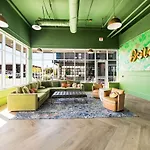 Good Vibes On Main - New - 1 Mile To Dtnash