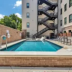Charming Music Row Escape