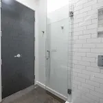 121 By Avantstay 4*