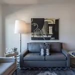 121 By Avantstay 4*