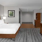 Hilton Garden Downtown Convention Center 3*