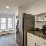 Luxury Townhouse On Music Row - Downtown Nashville