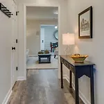 Luxury Townhouse On Music Row - Downtown Nashville