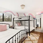 Enchanted In Nashville, Swiftie Sanctuary Unit 5