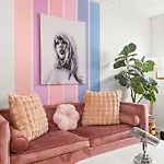 Enchanted In Nashville, Swiftie Sanctuary Unit 5 Apartment Nashville