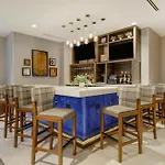 Hotel By Marriott Metro Center 3*
