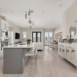 Holiday home Stella | Downtown Gulch | 7 Min Drive To Broadway! Nashville