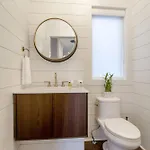 Holiday home The Augustine! | Views, Gym, Walk To Gulch