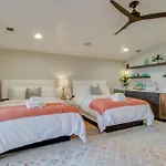 Holiday home The Augustine! | Views, Gym, Walk To Gulch