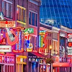 Hill House | Walk To Gulch! Sauna, Hot Tub, Gym!