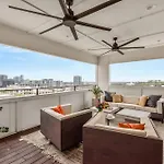 Hill House | Walk To Gulch! Sauna, Hot Tub, Gym! Nashville