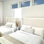 Archer House | Hot Tub Rooftop | Downtown Luxury!