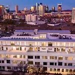 Amazing Downtown W Pool And Free Parking Nashville