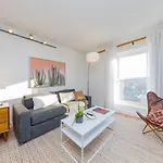 Holiday home Two On Music Row That Sleeps 14 With Pool And Parking Nashville
