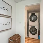 Two On Music Row That Sleeps 14 With Pool And Parking * Nashville