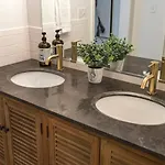 Two On Music Row That Sleeps 14 With Pool And Parking * Nashville