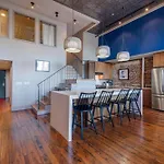 Riverfront Family Loft For 4 Nashville