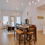 Modern Duplex - 1 Mile From Robust Nightlife Nashville