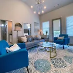 Modern Duplex - 1 Mile From Robust Nightlife Holiday home Nashville