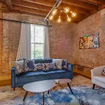 Holiday home Stellar Sleeps 4 10 Mins From Broadway