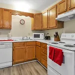 Holiday home Cozy 3 Bdr In West L Close To Tsu
