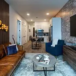 Trendy Condo Close To Nissan Stadium