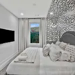 Penthouse View Flat Modern Design With Balcony Apartment