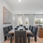 Holiday home - 1699 Lischey Ave *